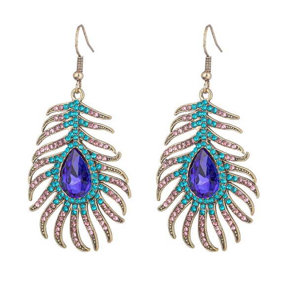 eye candy Jewelry - NWT New Peak Statement Earrings